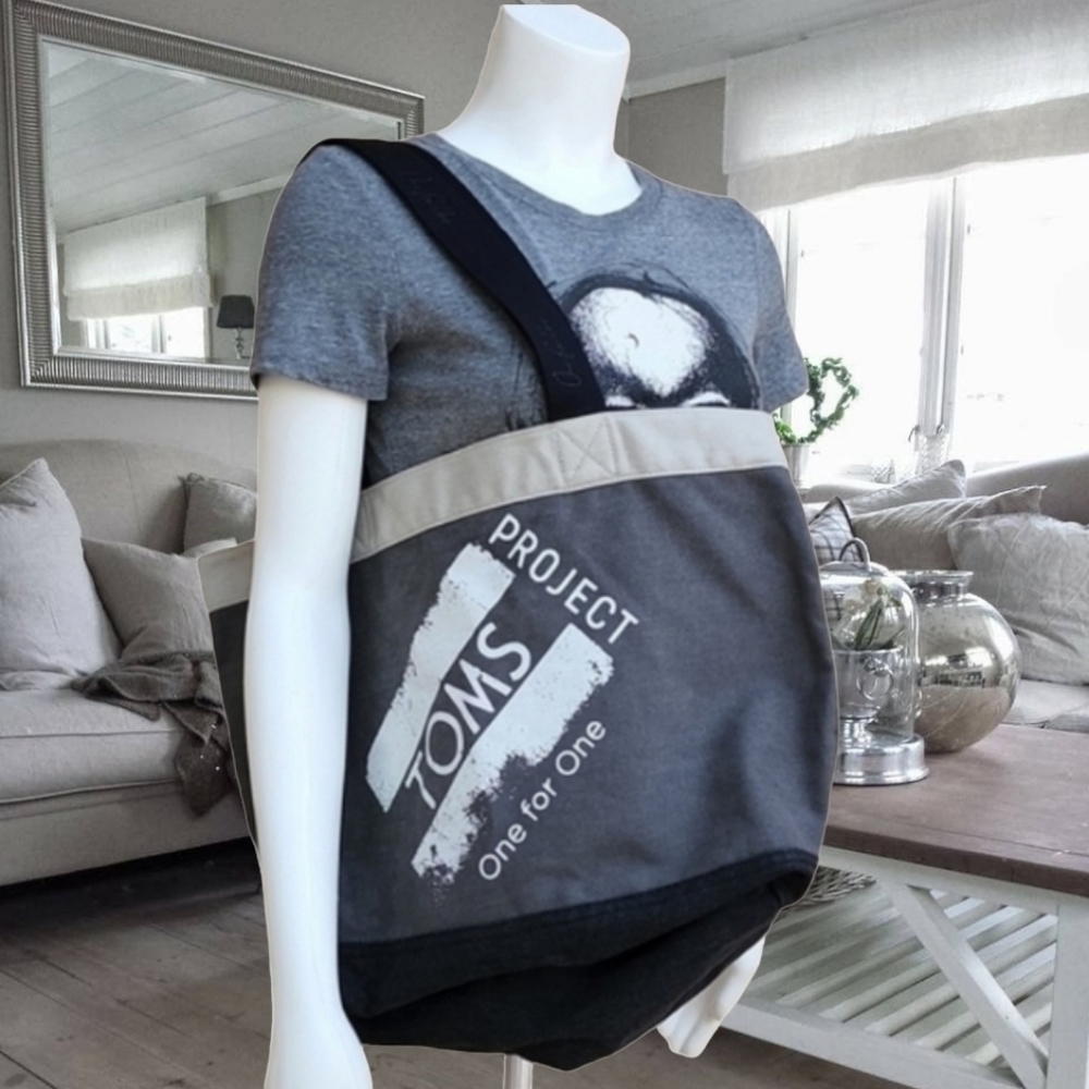 TOMS Shoes Oversized Canvas Bag Cotton Tote Shoulder Purse Gym Travel School - Picture 15 of 16